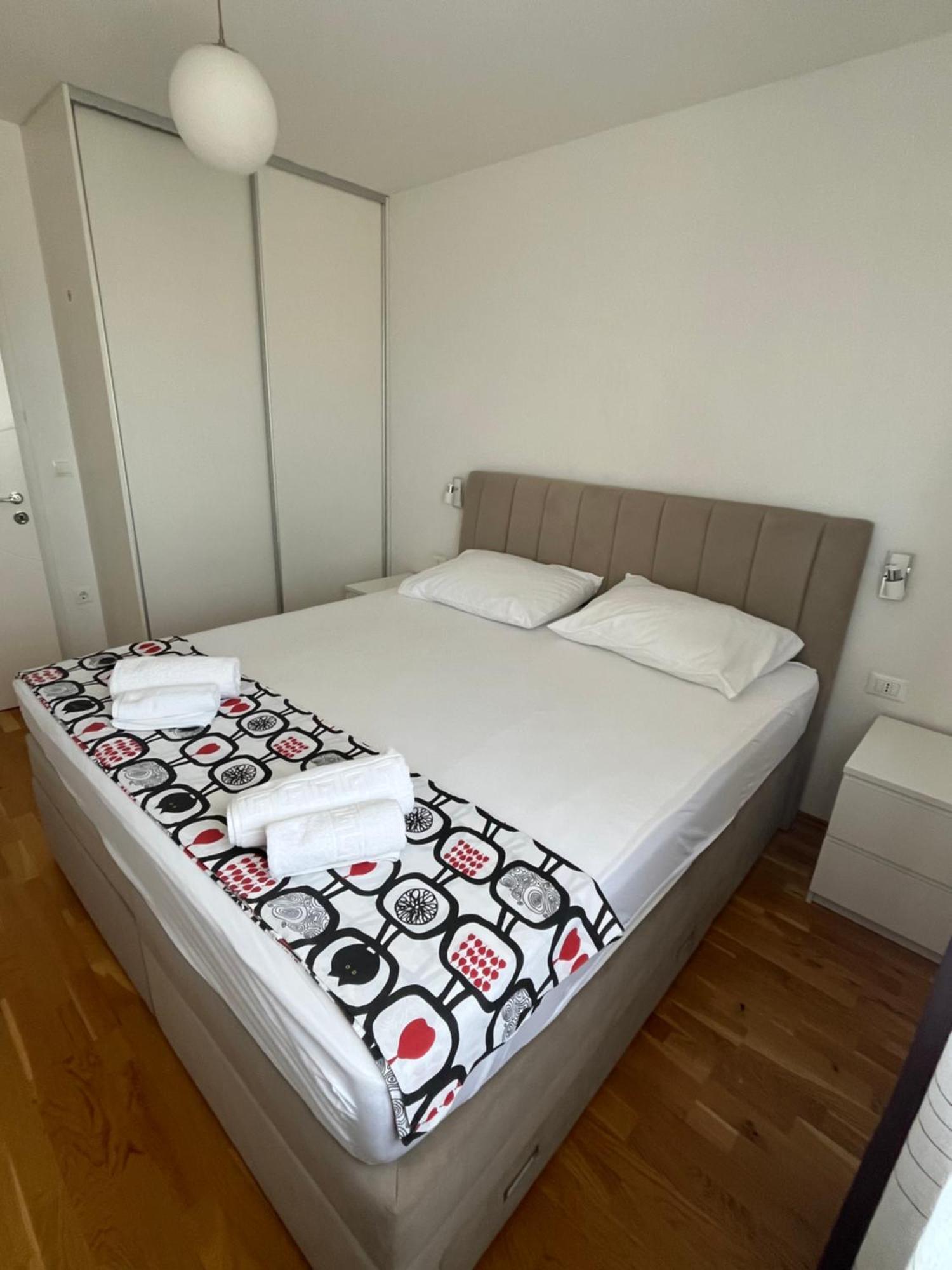 Karlo Apartmán